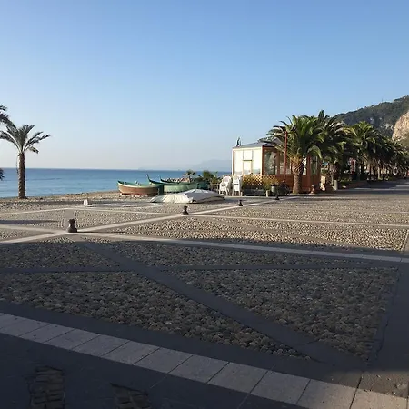 Pescheto * Finale Ligure